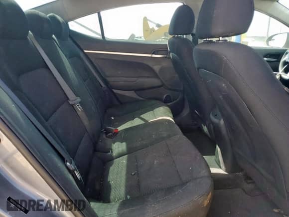 2019 Hyundai Elantra SE z VIN 5NPD74LF8KH492576, wystawiony jako Copart lot #85122445 z przebiegiem Nie podano mil oraz Szkoda całkowita • Salvage title. Historia ofert i sprzedaży dostępna na DreamBid. Obrazek 10.