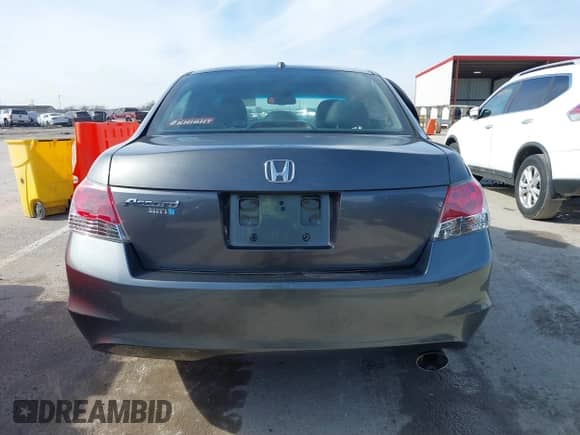 2009 Honda Accord EX-L z VIN 1HGCP258X9A027752, wystawiony jako IAAI lot #41497500 z przebiegiem 111 714 mil mil oraz . Historia ofert i sprzedaży dostępna na DreamBid. Obrazek 16.