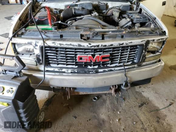 1996 GMC Sierra 1500 with VIN 1GTEK14W3TZ532945, listed as a Copart auction lot 65740605 with 120,125 mi miles and Clean title. Bid and sale history available at DreamBid. Image 11.