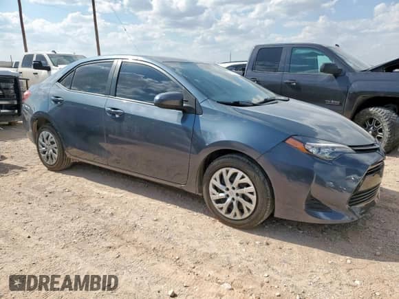 2019 Toyota Corolla L z VIN 2T1BURHE9KC242456, wystawiony jako Copart lot #70520305 z przebiegiem 107 547 mil mil oraz Czysty tytuł • Clean title. Historia ofert i sprzedaży dostępna na DreamBid. Obrazek 4.