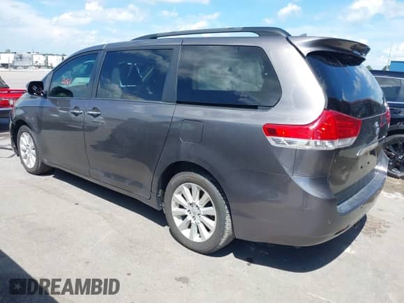 2013 Toyota Sienna XLE with VIN 5TDDK3DC9DS062873, listed as a IAAI auction lot 42582061 with 116,483 mi miles and . Bid and sale history available at DreamBid. Image 3.