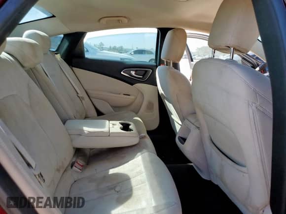 2015 Chrysler 200 LX with VIN 1C3CCCFB1FN563816, listed as a Copart auction lot 81906105 with 87,652 mi miles and Clean title. Bid and sale history available at DreamBid. Image 10.