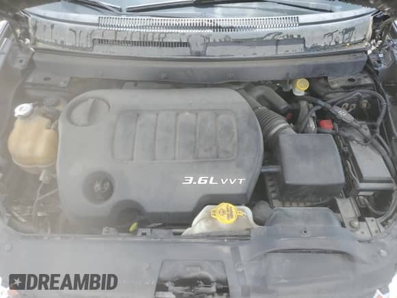 2011 Dodge Journey SXT z VIN 3D4PG5FG5BT525110, wystawiony jako Copart lot #60537235 z przebiegiem 177 592 mil mil oraz Czysty tytuł • Clean title. Historia ofert i sprzedaży dostępna na DreamBid. Obrazek 12.