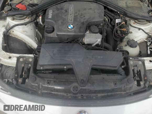 2013 BMW 3 Series 328i xDrive с VIN WBA3B5C55DF138970, выставлен на аукционе Copart как лот 85874695 с пробегом 122 998 миль миль и Чистый • Clean title. История ставок и продаж доступна на DreamBid. Изображение 11.