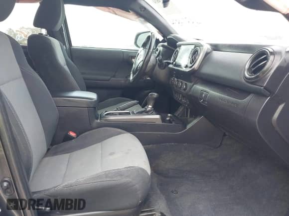 2020 Toyota Tacoma TRD Off Road с VIN 3TMCZ5AN9LM332580, выставлен на аукционе IAAI как лот 43374834 с пробегом 99 649 миль миль и . История ставок и продаж доступна на DreamBid. Изображение 5.