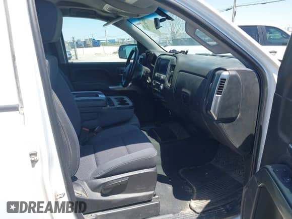2019 Chevrolet Silverado 1500 LT z VIN 2GCVKPEC2K1205418, wystawiony jako IAAI lot #42912846 z przebiegiem 109 062 mil mil oraz . Historia ofert i sprzedaży dostępna na DreamBid. Obrazek 5.