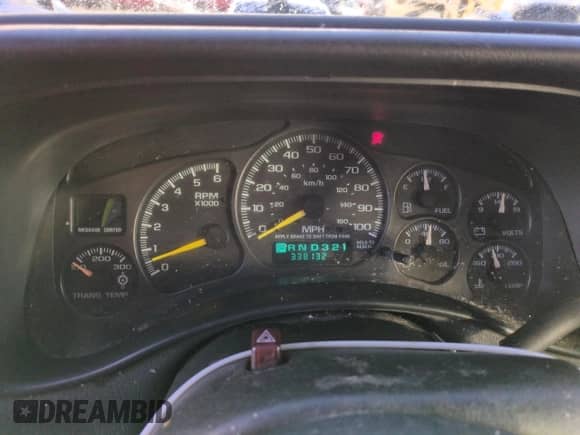 2000 Chevrolet Silverado 2500 LS with VIN 1GCGK29U0YE414906, listed as a Copart auction lot 86576724 with 338,132 mi miles and Salvage title. Bid and sale history available at DreamBid. Image 9.