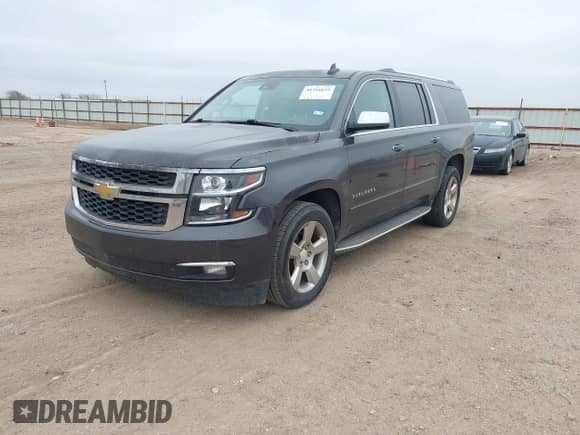 2017 Chevrolet Suburban Premier с VIN 1GNSKJKC3HR201180, выставлен на аукционе IAAI как лот 41516652 с пробегом Не указан миль и . История ставок и продаж доступна на DreamBid. Изображение 17.