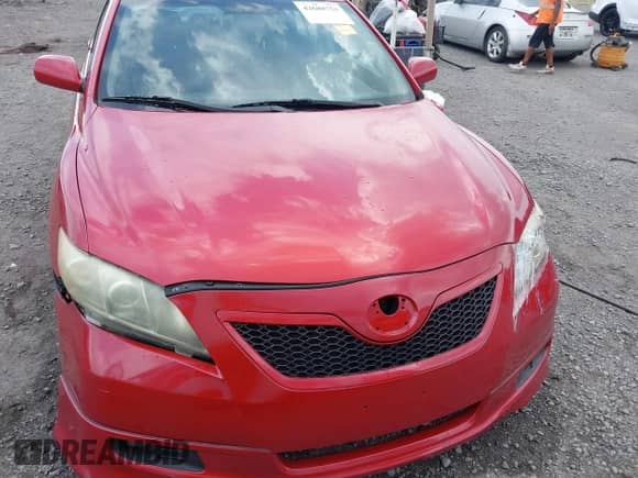 2008 Toyota Camry LE z VIN 4T1BE46K58U209082, wystawiony jako IAAI lot #42688752 z przebiegiem 147 179 mil mil oraz . Historia ofert i sprzedaży dostępna na DreamBid. Obrazek 6.