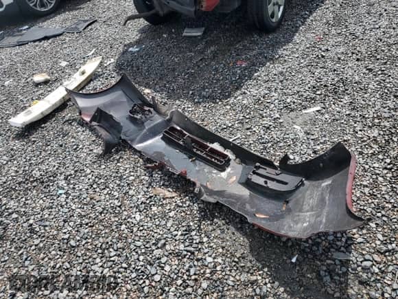 2008 Chevrolet Aveo LS z VIN KL1TD56658B229355, wystawiony jako Copart lot #67371015 z przebiegiem 108 847 mil mil oraz Nie do naprawy • Non repairable. Historia ofert i sprzedaży dostępna na DreamBid. Obrazek 12.