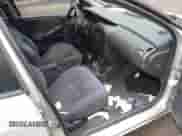 2000 Dodge Neon Highline z VIN 1B3ES46C5YD731845, wystawiony jako IAAI lot #42436755 z przebiegiem 177 211 mil mil oraz . Historia ofert i sprzedaży dostępna na DreamBid. Obrazek 5.