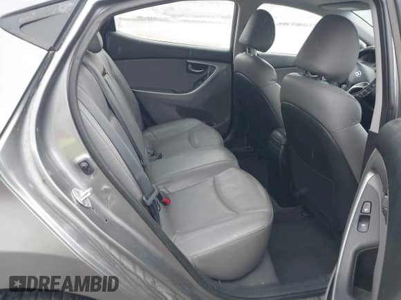2012 Hyundai Elantra GLS с VIN 5NPDH4AE7CH120218, выставлен на аукционе IAAI как лот 41604836 с пробегом Не указан миль и . История ставок и продаж доступна на DreamBid. Изображение 8.