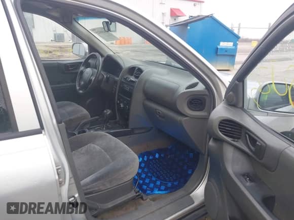2001 Hyundai Santa Fe GLS с VIN KM8SC83DX1U054408, выставлен на аукционе IAAI как лот 41498025 с пробегом 159 366 миль миль и . История ставок и продаж доступна на DreamBid. Изображение 5.