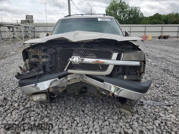 2006 Chevrolet Avalanche Z71 with VIN 3GNEK12ZX6G111877, listed as a Copart auction lot 58907305 with 230,609 mi miles and Salvage title. Bid and sale history available at DreamBid. Image 5.