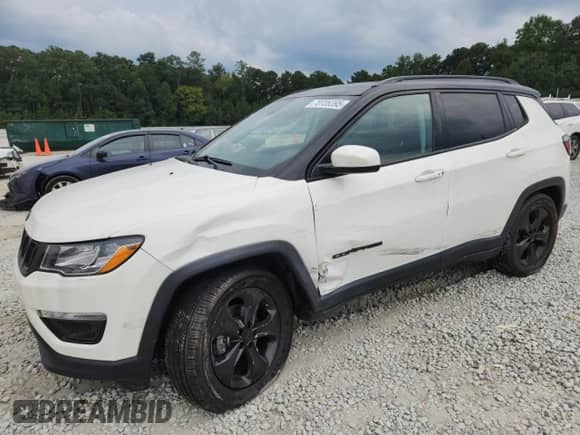 2021 Jeep Compass Latitude z VIN 3C4NJCBB1MT508005, wystawiony jako Copart lot #70726395 z przebiegiem 39 855 mil mil oraz Szkoda całkowita • Salvage title. Historia ofert i sprzedaży dostępna na DreamBid. Obrazek 1.