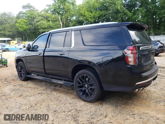 2022 Chevrolet Suburban High Country with VIN 1GNSKGKL4NR167667, listed as a Copart auction lot 59967575 with 45,694 mi miles and Salvage title. Bid and sale history available at DreamBid. Image 2.