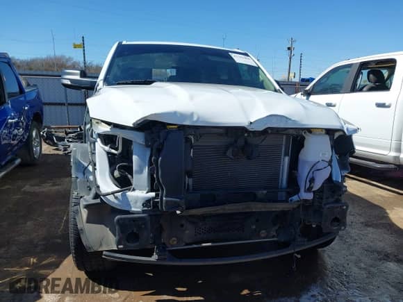 2020 Ram 1500 Big Horn z VIN 1C6RREFT0LN311731, wystawiony jako IAAI lot #41762460 z przebiegiem 58 254 mil mil oraz . Historia ofert i sprzedaży dostępna na DreamBid. Obrazek 13.