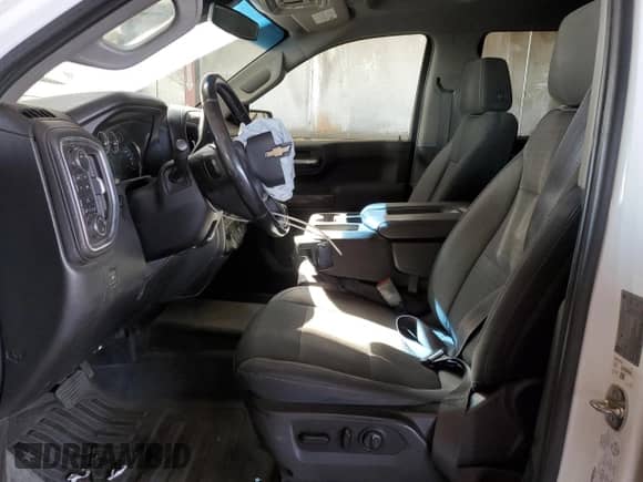 2019 Chevrolet Silverado 1500 LT с VIN 1GCUYDED5KZ311516, выставлен на аукционе Copart как лот 84902455 с пробегом 112 638 миль миль и Списание • Salvage title. История ставок и продаж доступна на DreamBid. Изображение 7.