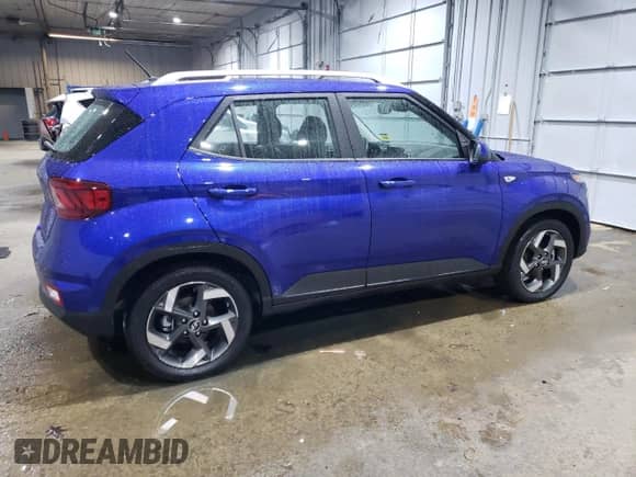 2024 Hyundai Venue SEL z VIN KMHRC8A35RU287679, wystawiony jako Copart lot #62506994 z przebiegiem 13 979 mil mil oraz Szkoda całkowita • Salvage title. Historia ofert i sprzedaży dostępna na DreamBid. Obrazek 3.