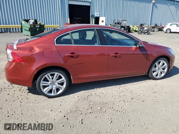2013 Volvo S60 T6 R-Design Platinum с VIN YV1902FH0D2174865, выставлен на аукционе Copart как лот 65460525 с пробегом 42 798 миль миль и Списание • Salvage title. История ставок и продаж доступна на DreamBid. Изображение 3.