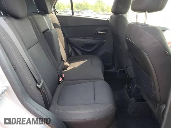 2020 Chevrolet Trax LT z VIN KL7CJLSB7LB319301, wystawiony jako Copart lot #84932015 z przebiegiem 31 244 mil mil oraz Czysty tytuł • Clean title. Historia ofert i sprzedaży dostępna na DreamBid. Obrazek 11.
