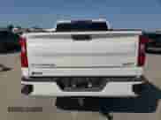 2022 Chevrolet Silverado 1500 RST z VIN 2GCPADED9N1515542, wystawiony jako Copart lot #56848055 z przebiegiem 23 046 mil mil oraz Szkoda całkowita • Salvage title. Historia ofert i sprzedaży dostępna na DreamBid. Obrazek 6.