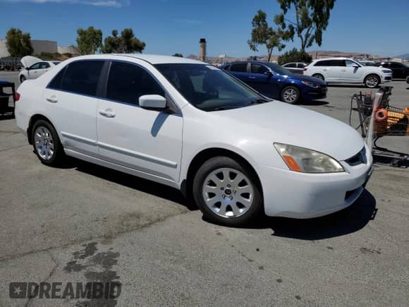 2005 Honda Accord with VIN JHMCN36485C000858, listed as a Copart auction lot 66355455 with 214,771 mi miles and Salvage title. Bid and sale history available at DreamBid. Image 4.