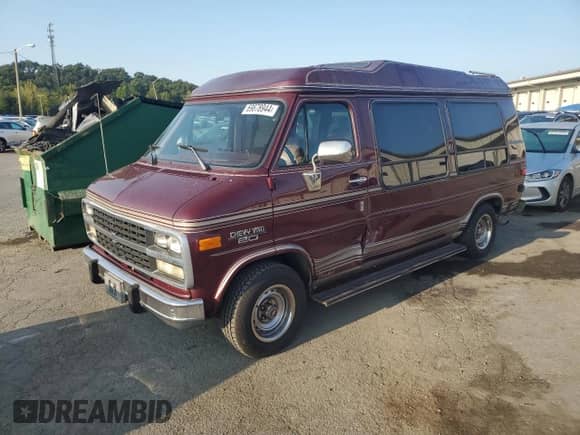 1993 Chevrolet Chevy Van с VIN 1GBEG25K8PF357638, выставлен на аукционе Copart как лот 69878944 с пробегом 170 004 миль миль и Списание • Salvage title. История ставок и продаж доступна на DreamBid. Изображение 1.