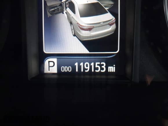 2017 Toyota Camry LE z VIN 4T1BF1FK5HU667068, wystawiony jako IAAI lot #43363605 z przebiegiem 119 153 mil mil oraz . Historia ofert i sprzedaży dostępna na DreamBid. Obrazek 15.