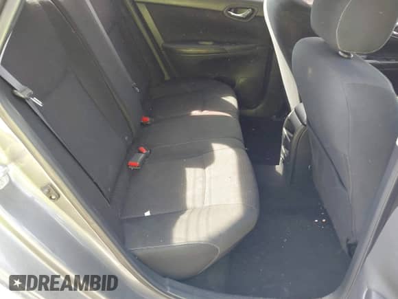 2019 Nissan Sentra S z VIN 3N1AB7AP1KY389813, wystawiony jako IAAI lot #43367022 z przebiegiem 96 119 mil mil oraz . Historia ofert i sprzedaży dostępna na DreamBid. Obrazek 8.