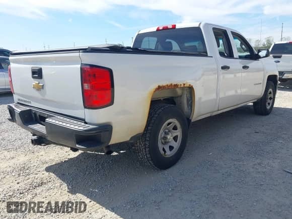 2014 Chevrolet Silverado 1500 Work Truck z VIN 1GCRCPEHXEZ270149, wystawiony jako IAAI lot #43492235 z przebiegiem 230 000 mil mil oraz . Historia ofert i sprzedaży dostępna na DreamBid. Obrazek 4.