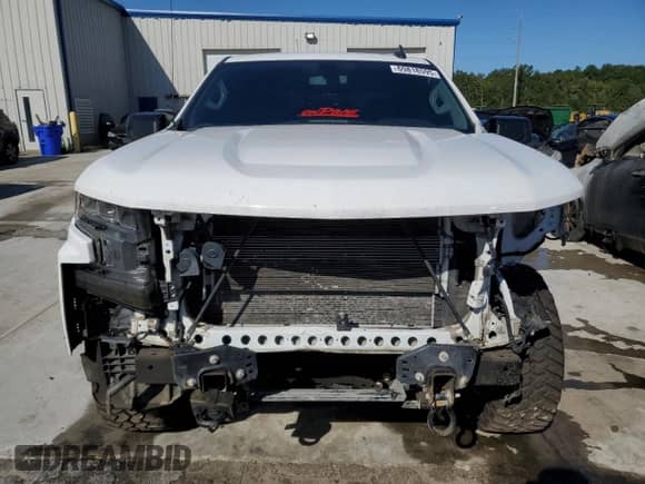 2020 Chevrolet Silverado 1500 RST z VIN 3GCUYEED1LG106587, wystawiony jako Copart lot #69818595 z przebiegiem 128 025 mil mil oraz Szkoda całkowita • Salvage title. Historia ofert i sprzedaży dostępna na DreamBid. Obrazek 5.