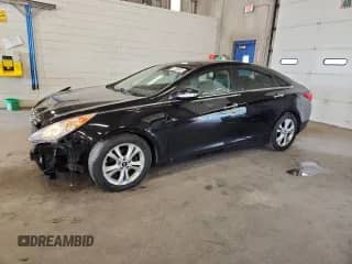 2011 Hyundai Sonata SE z VIN 5NPEC4AC9BH100696, wystawiony jako Copart lot #70260905 z przebiegiem 86 816 mil mil oraz Szkoda całkowita • Salvage title. Historia ofert i sprzedaży dostępna na DreamBid. Obrazek 1.