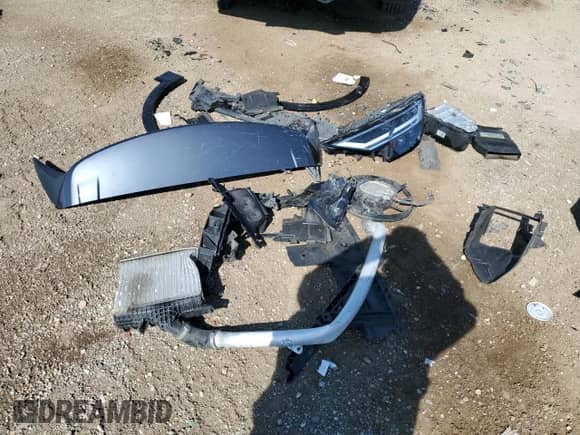 2014 Nissan Pathfinder SL with VIN 5N1AR2MM8EC725320, listed as a Copart auction lot 71498465 with 102,261 mi miles and Non repairable. Bid and sale history available at DreamBid. Image 12.