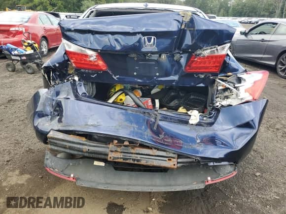 2014 Honda Accord EX-L with VIN 1HGCR3F86EA007829, listed as a Copart auction lot 83805005 with 239,773 mi miles and Salvage title. Bid and sale history available at DreamBid. Image 6.