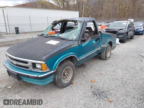 1994 Chevrolet S-10 с VIN 1GCCS14Z2RK136377, выставлен на аукционе IAAI как лот 40776704 с пробегом 191 039 миль миль и . История ставок и продаж доступна на DreamBid. Изображение 2.