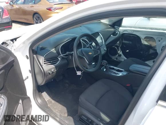 2022 Chevrolet Malibu LT z VIN 1G1ZD5ST1NF124730, wystawiony jako IAAI lot #43152572 z przebiegiem 65 059 mil mil oraz . Historia ofert i sprzedaży dostępna na DreamBid. Obrazek 5.