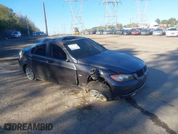 2006 BMW 3 Series 325xi with VIN WBAVD13536KV03927, listed as a IAAI auction lot 43470083 with 167,875 mi miles and . Bid and sale history available at DreamBid. Image 1.