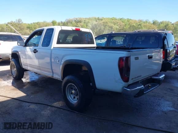 2006 Chevrolet Colorado Work Truck z VIN 1GCDT198768259425, wystawiony jako IAAI lot #42027020 z przebiegiem 188 646 mil mil oraz . Historia ofert i sprzedaży dostępna na DreamBid. Obrazek 3.