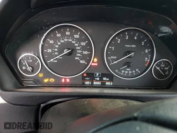 2016 BMW 3 Series 320i z VIN WBA8E1G58GNT37408, wystawiony jako Copart lot #84993145 z przebiegiem 80 536 mil mil oraz Czysty tytuł • Clean title. Historia ofert i sprzedaży dostępna na DreamBid. Obrazek 9.