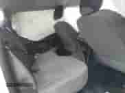 2015 Ram 1500 Express z VIN 1C6RR7KT7FS690136, wystawiony jako IAAI lot #42618497 z przebiegiem 194 347 mil mil oraz . Historia ofert i sprzedaży dostępna na DreamBid. Obrazek 8.