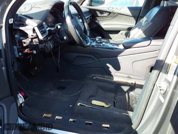 2017 Audi Q7 Premium Plus with VIN WA1LAAF76HD034415, listed as a IAAI auction lot 43159504 with 73,576 mi miles and . Bid and sale history available at DreamBid. Image 13.