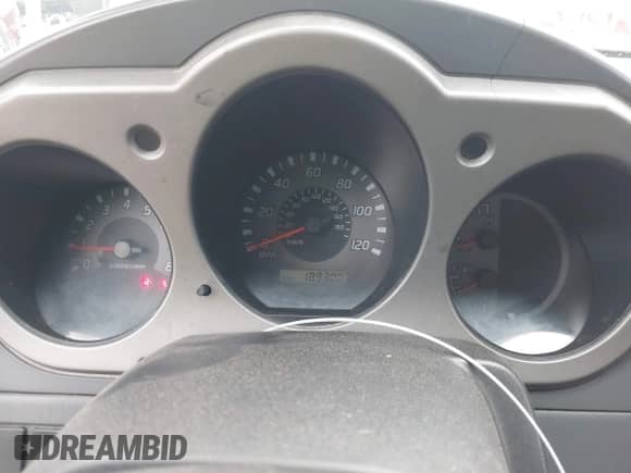 2003 Nissan Frontier XE с VIN 1N6ED27T33C418087, выставлен на аукционе IAAI как лот 41630881 с пробегом 189 300 миль миль и . История ставок и продаж доступна на DreamBid. Изображение 7.