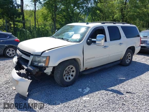 2011 Chevrolet Suburban LTZ с VIN 1GNSKKE36BR396202, выставлен на аукционе IAAI как лот 42928057 с пробегом 172 568 миль миль и . История ставок и продаж доступна на DreamBid. Изображение 17.