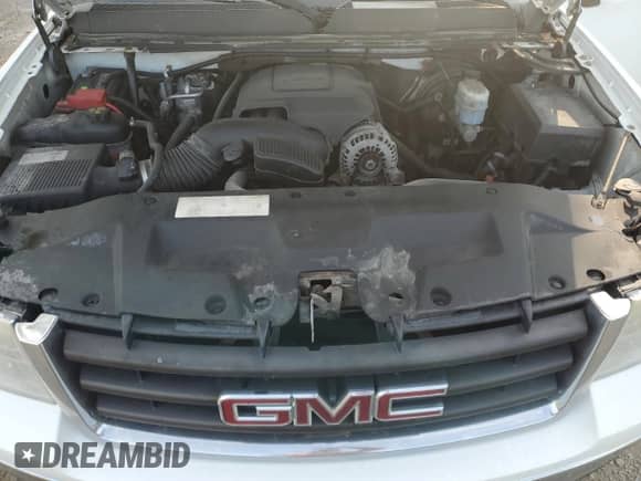 2010 GMC Sierra 1500 SLT z VIN 3GTRKWE31AG127862, wystawiony jako Copart lot #71246715 z przebiegiem 278 900 mil mil oraz Czysty tytuł • Clean title. Historia ofert i sprzedaży dostępna na DreamBid. Obrazek 11.