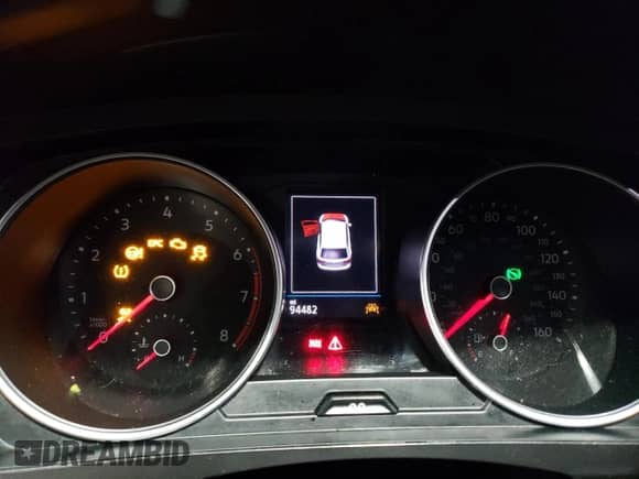 2021 Volkswagen Tiguan SE с VIN 3VV2B7AX7MM030303, выставлен на аукционе Copart как лот 84023485 с пробегом 94 482 миль миль и Списание • Salvage title. История ставок и продаж доступна на DreamBid. Изображение 9.