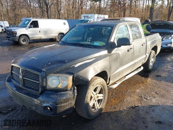 2007 Dodge Dakota SLT with VIN 1D7HW48N47S269812, listed as a IAAI auction lot 41496814 with 160,807 mi miles and . Bid and sale history available at DreamBid. Image 6.