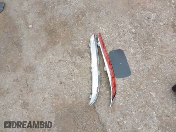 2013 Chrysler 300 with VIN 2C3CCAAGXDH707697, listed as a IAAI auction lot 42315349 with Not provided miles and . Bid and sale history available at DreamBid. Image 12.