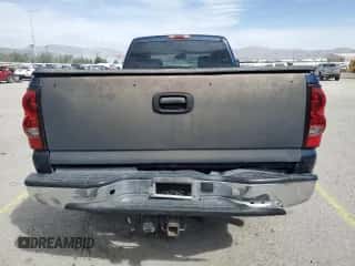 2006 Chevrolet Silverado 3500 SRW Wrk Trk с VIN 1GCHK33D56F258274, выставлен на аукционе Copart как лот 51115455 с пробегом 275 326 миль миль и Списание • Salvage title. История ставок и продаж доступна на DreamBid. Изображение 6.