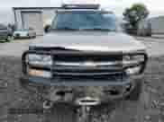 2003 Chevrolet Suburban LT с VIN 3GNGK26G63G310265, выставлен на аукционе Copart как лот 69705495 с пробегом 87 340 миль миль и Списание • Salvage title. История ставок и продаж доступна на DreamBid. Изображение 5.